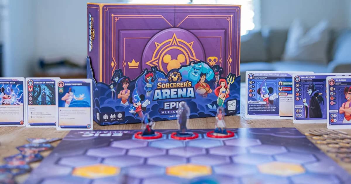 Disney Sorcerers Arena Epic Alliance's board game box and components.