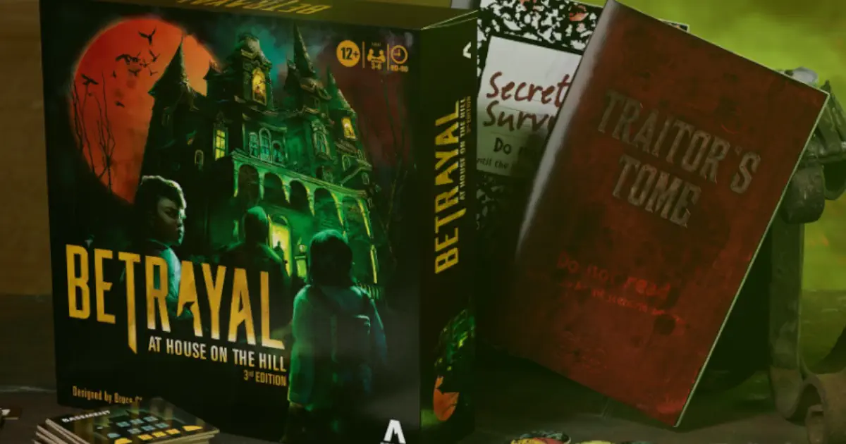 Betrayal at the House on the Hill's board game box, rules and components.